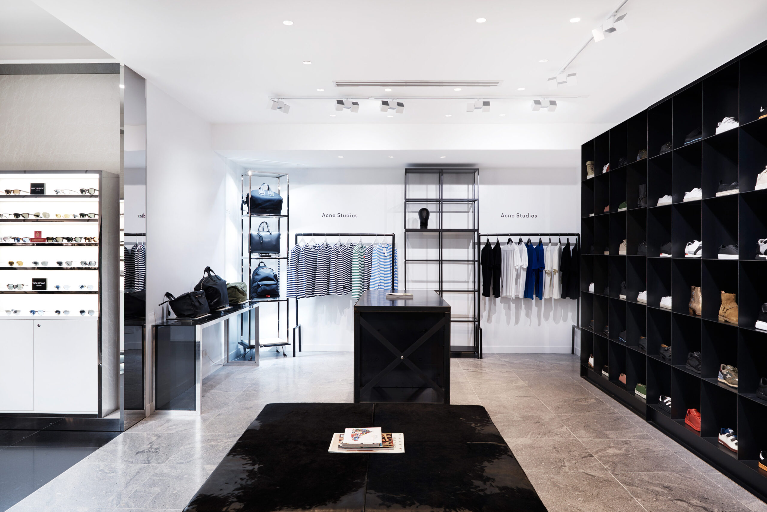 Harrolds Sydney. Interior fit-out.
